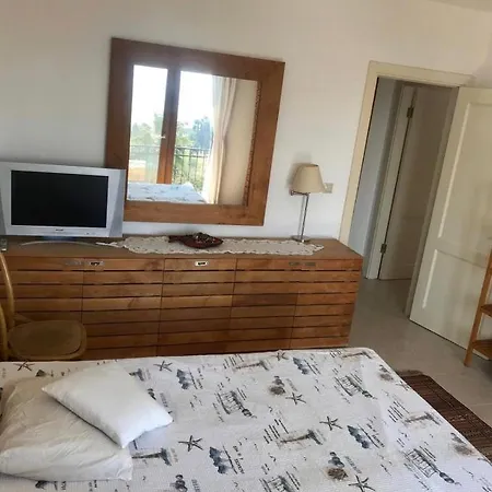 Guemuesluek Elit Sitede Muestakil Villa * Gümüşlük